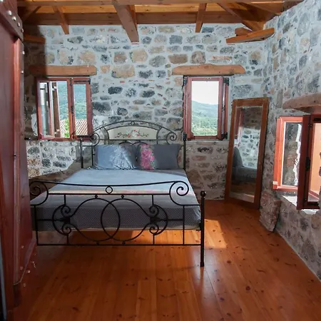 Country house Unspoilt Mani For Nature Lovers Orovas